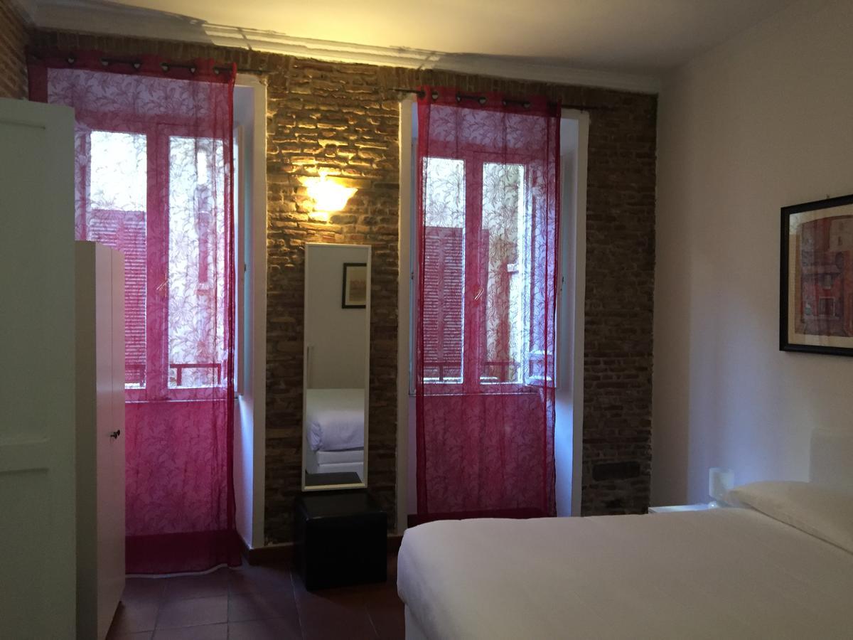 Domus Coronari Rome Luaran gambar